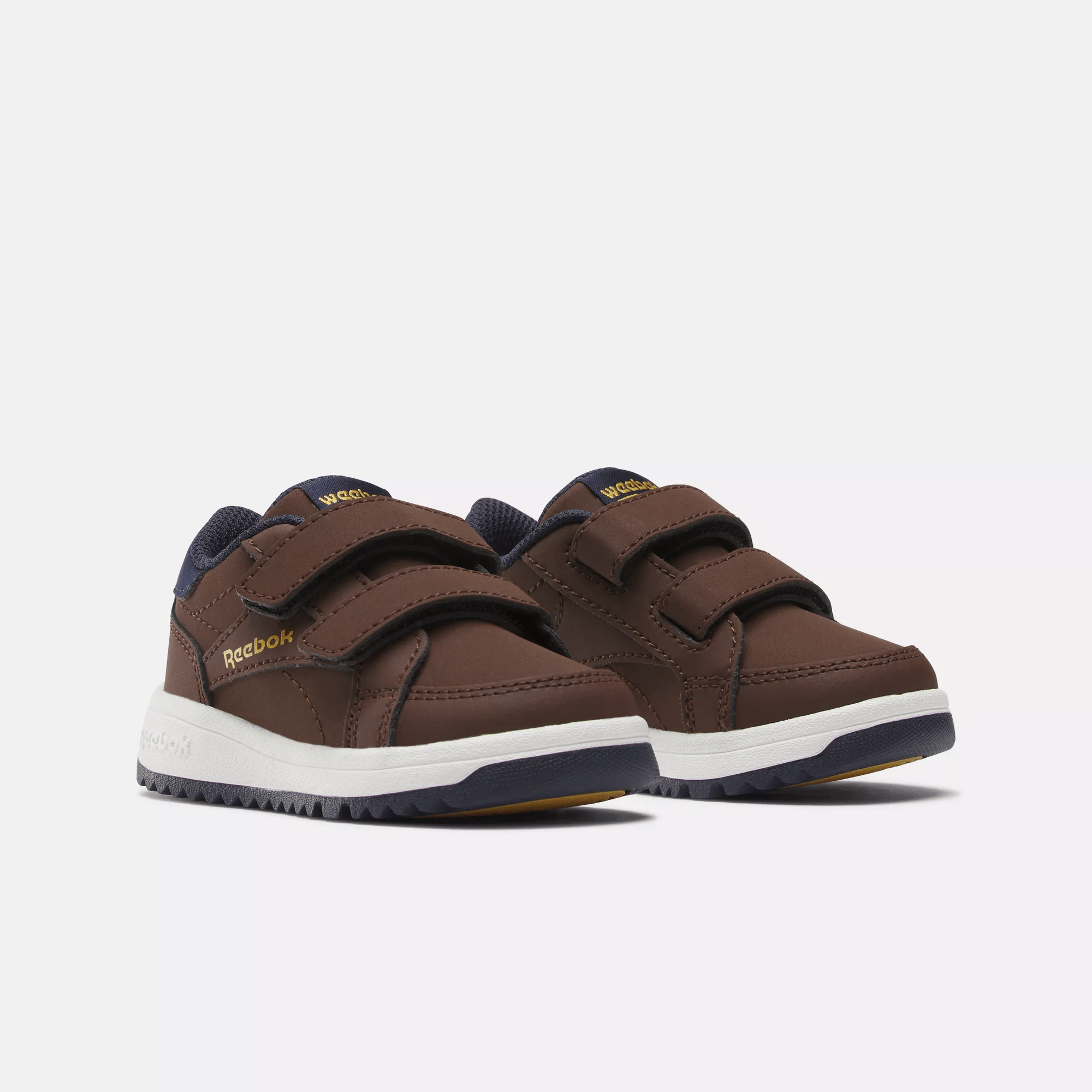 Weebok Clasp Low Shoes